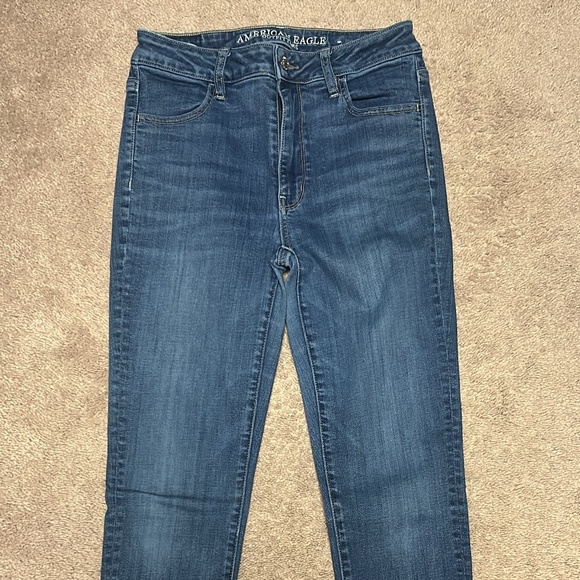 NWOTWomen’s AE Super High Rise Jegging Sz.6 - Picture 1 of 1